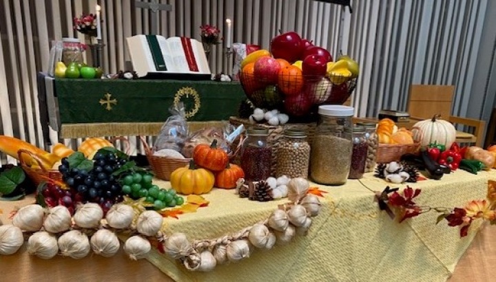 収穫感謝礼拝 ～隣人に寄り添う心～